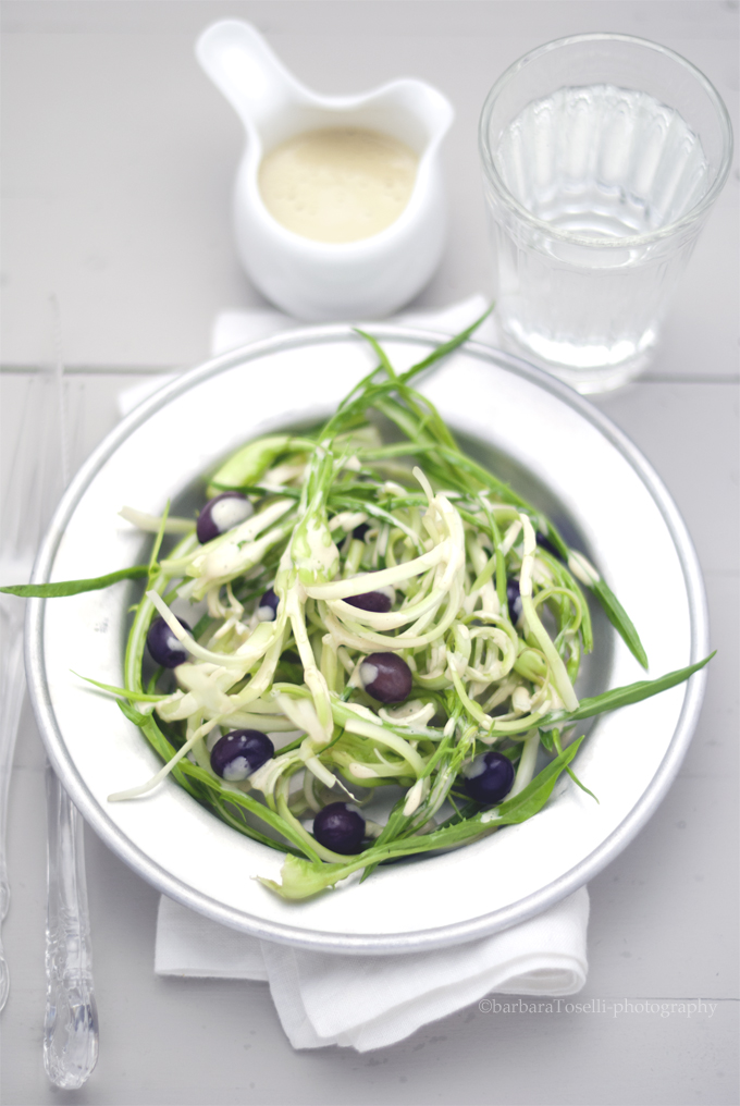 Puntarelle con salsa tiepida di alici e aglio - Barbara Toselli